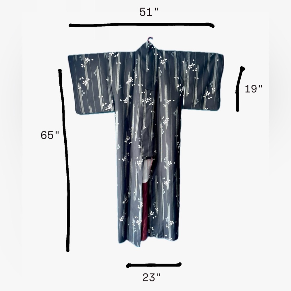 Full Length Japanese Kimono Set | Includes Foldable Display Hanger - Picture 9 of 15